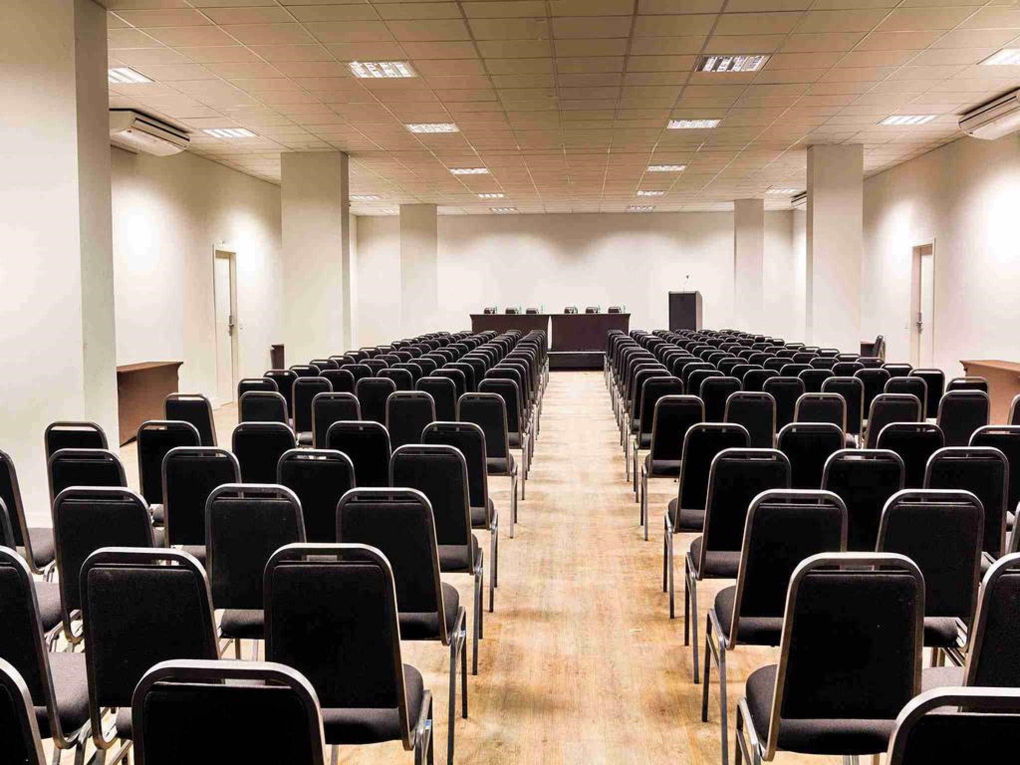 Quality Pampulha & Convention Center 4*