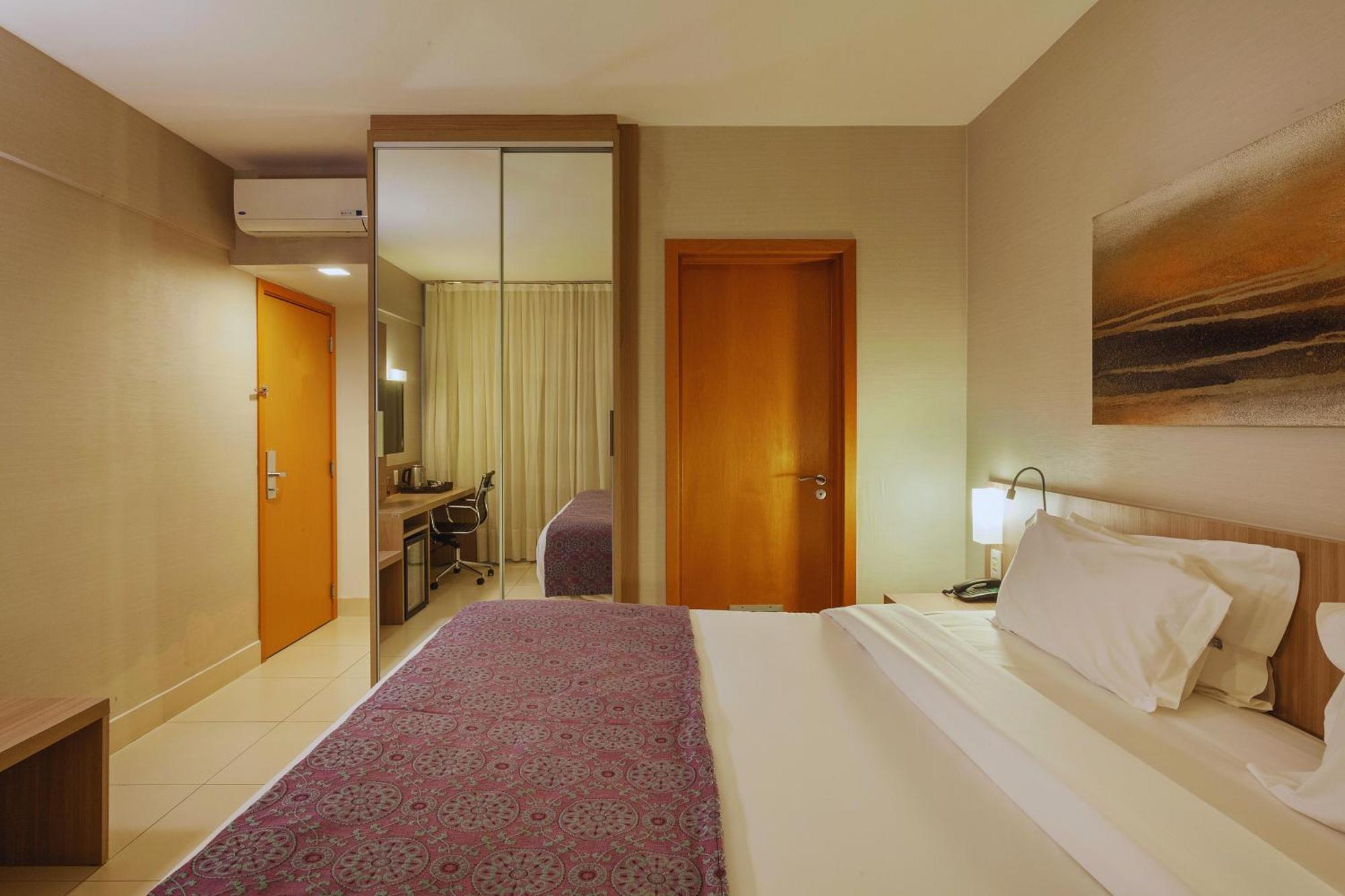 Quality Pampulha & Convention Center 4*